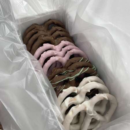 Chocolate Dipped Pretzels